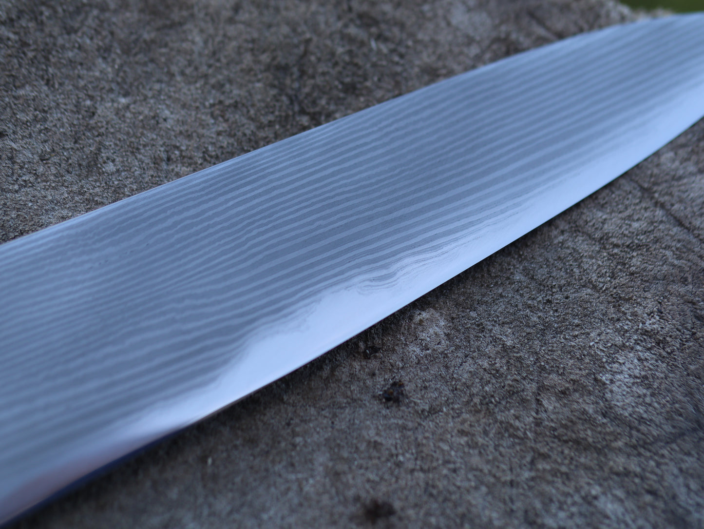 Side stack gyuto