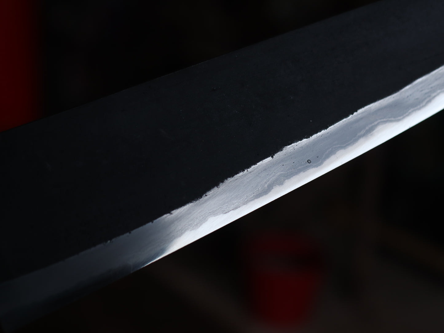 Integral full tang gyuto