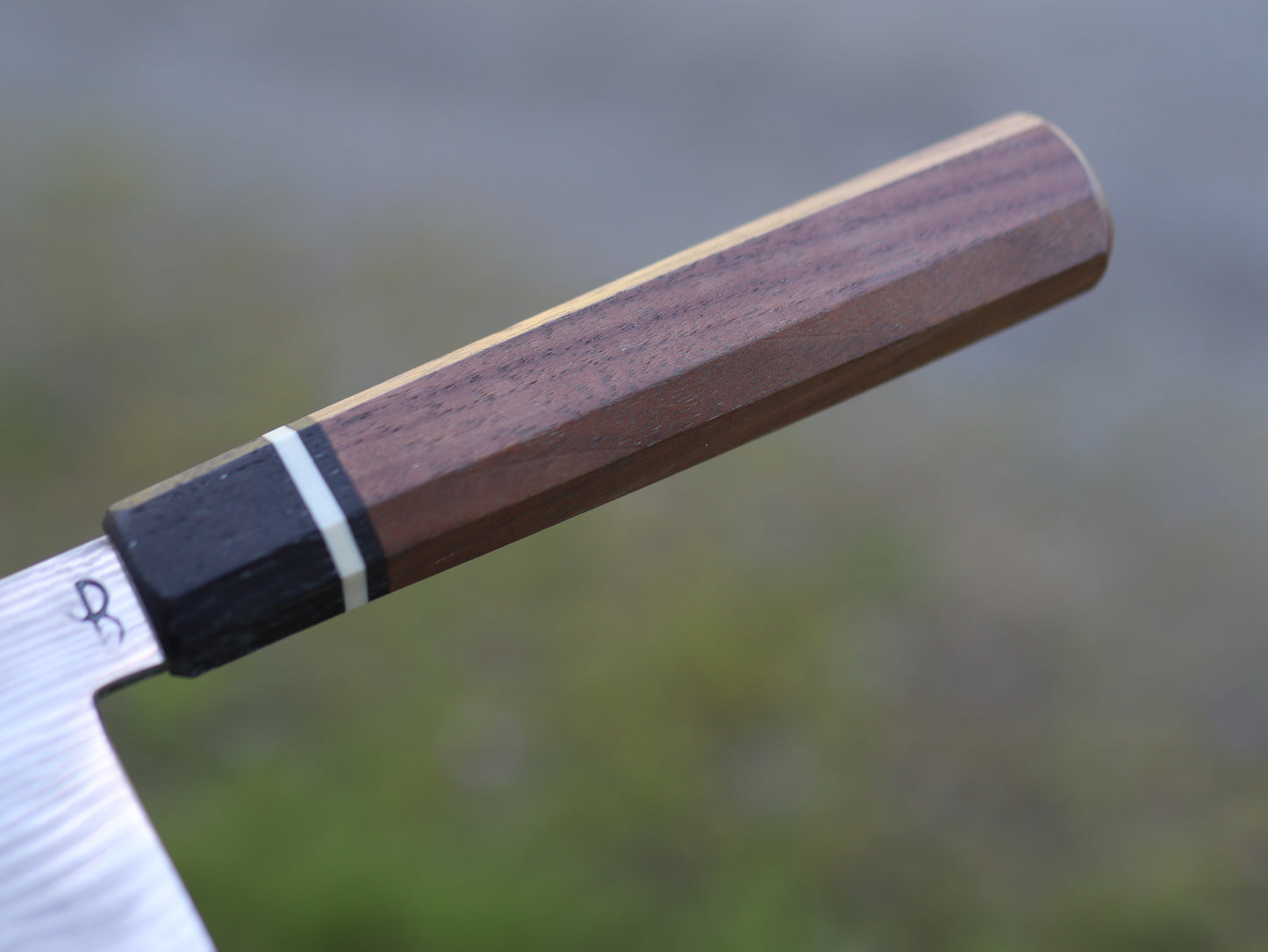 Side stack gyuto