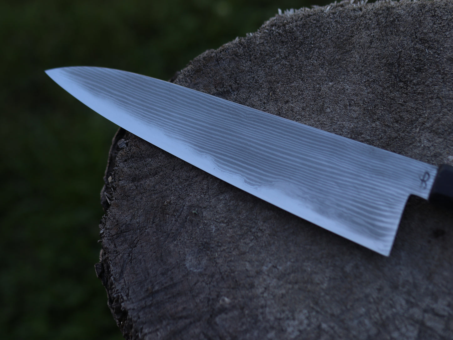 Side stack gyuto