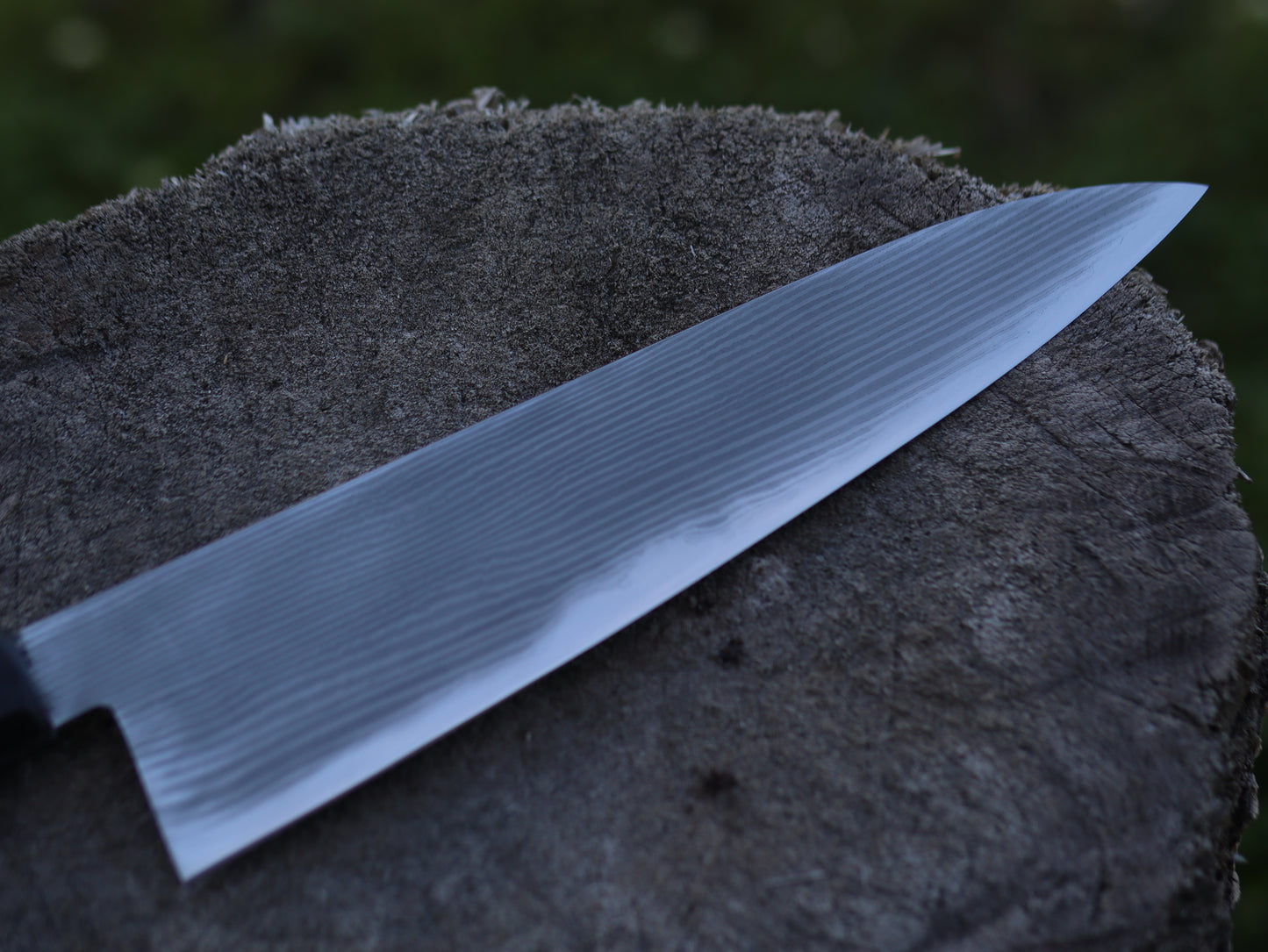Side stack gyuto