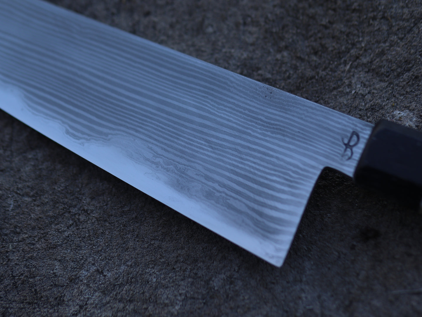Side stack gyuto